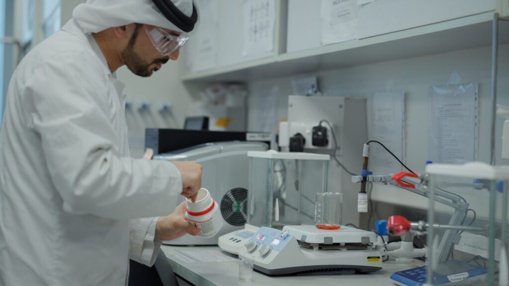 UAEU develops photocatalyst to treat polluted water, produce hydrogen