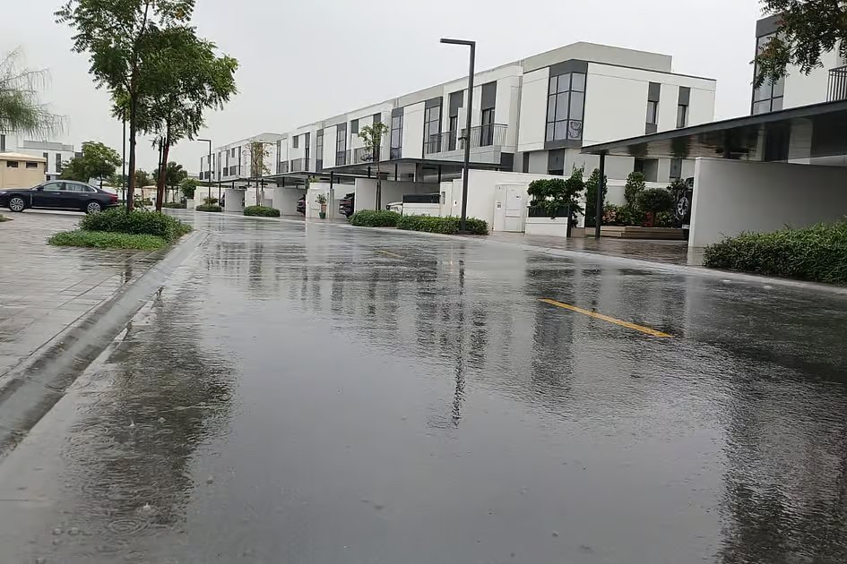 UAE weather tomorrow: Rains likely; Abu Dhabi, Dubai temperatures to drop to 19ºC
