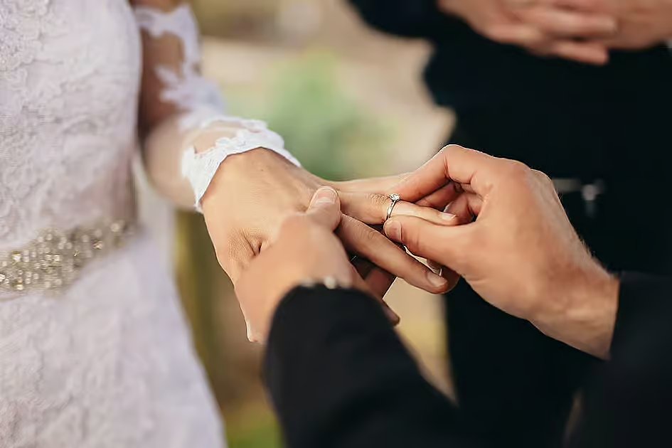 Abu Dhabi records 8,886 civil marriages, wills in under 3 months