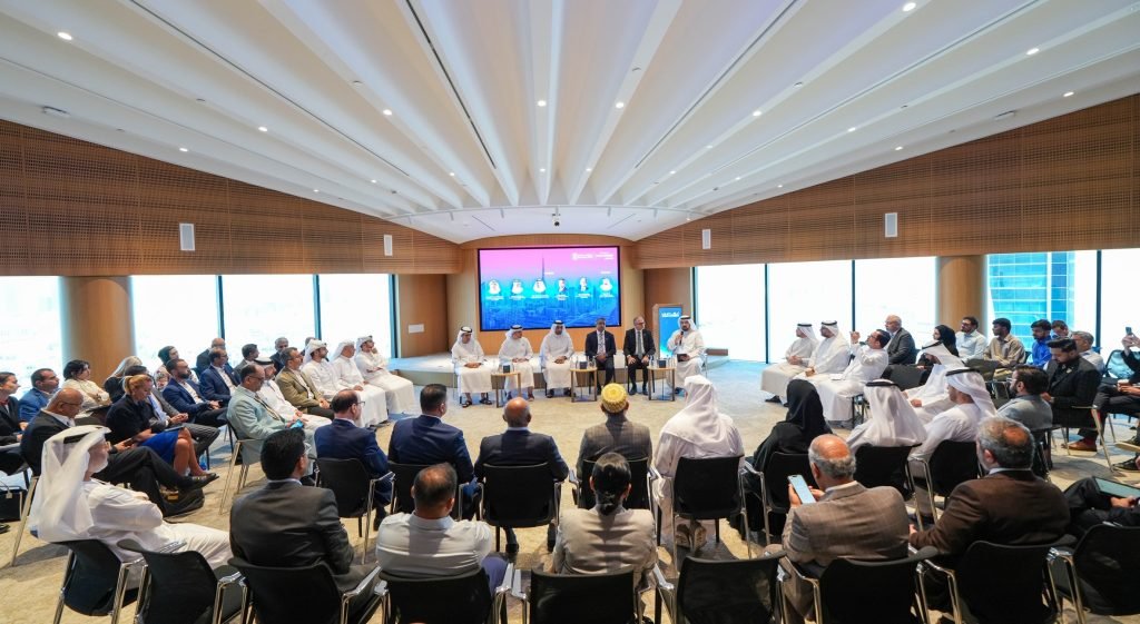 Dubai Chamber of Commerce holds open dialogue with 86 private sector representatives to support financial resilience