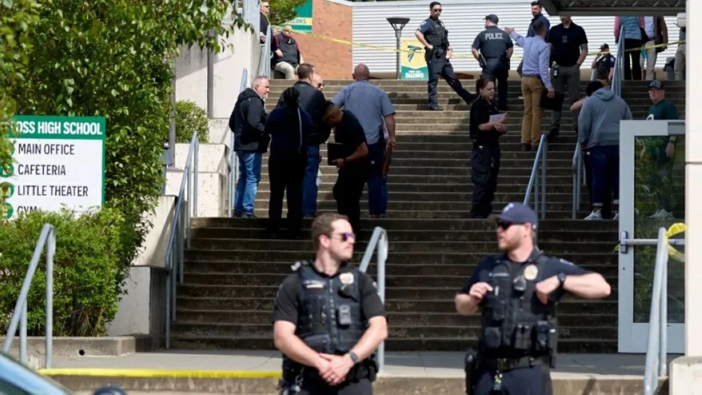 Six injured in stabbing incident at US school