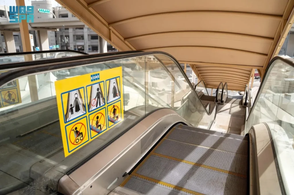 74 escalators installed in Mina to facilitate smooth pilgrim movement