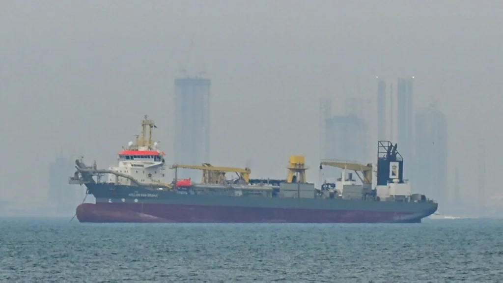 Thailand urges Iran to allow passage for stranded ships in Strait of Hormuz