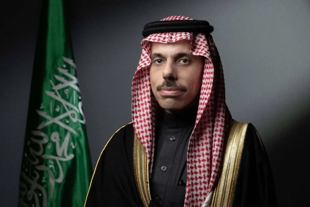 Saudi FM discusses ways to improve relations in call with New Zealand, Nepal counterparts