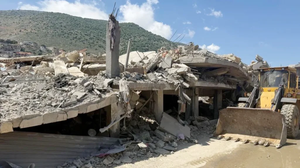 At least 31 killed and 40 injured in Israeli air raids across southern Lebanon