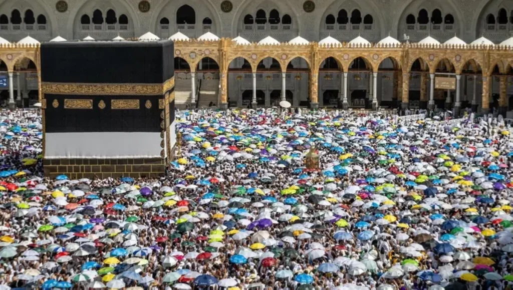 Arab and Gulf leaders congratulate King Salman and Crown Prince on resounding success of Hajj