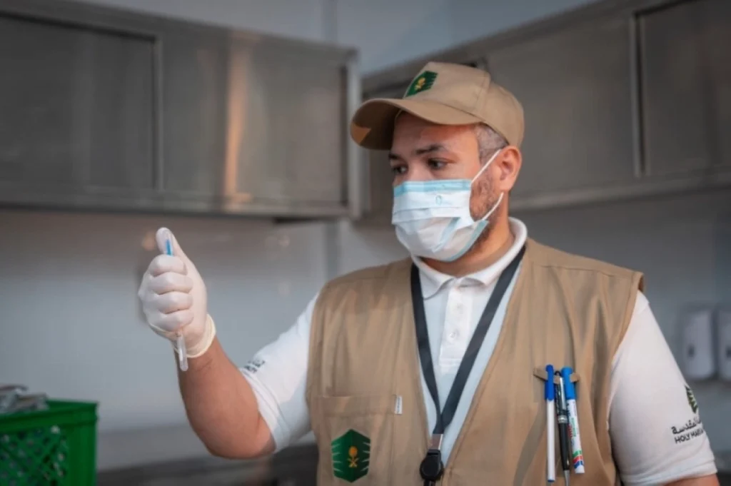Specialized municipal teams carry out over 38,000 inspection visits in Makkah and holy sites