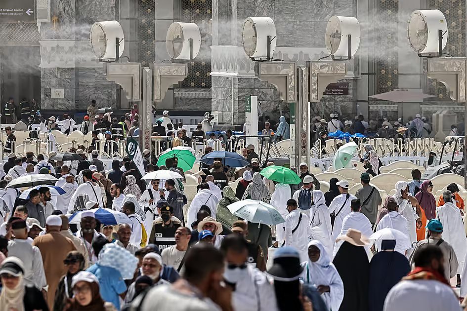 From scorching heat to spiritual serenity: UAE pilgrims share first moments in Makkah