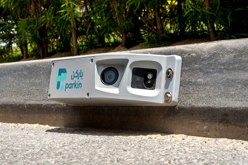 Dubai’s Parkin instals curb, pole parking cameras across 3 major locations
