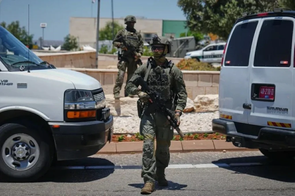 Gunman kills man, wounds five in drive-by attacks in central Israel