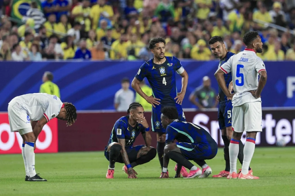 Raphinha suffers hamstring injury but Brazil hopeful of World Cup return