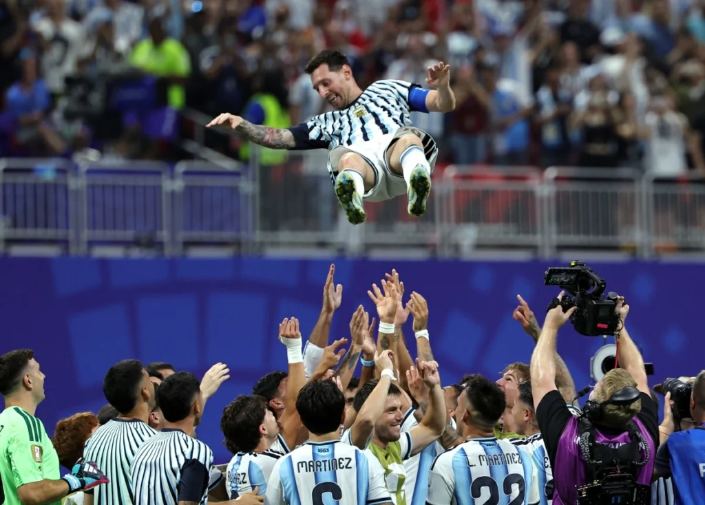 Messi leads dramatic Argentina comeback into World Cup quarterfinals