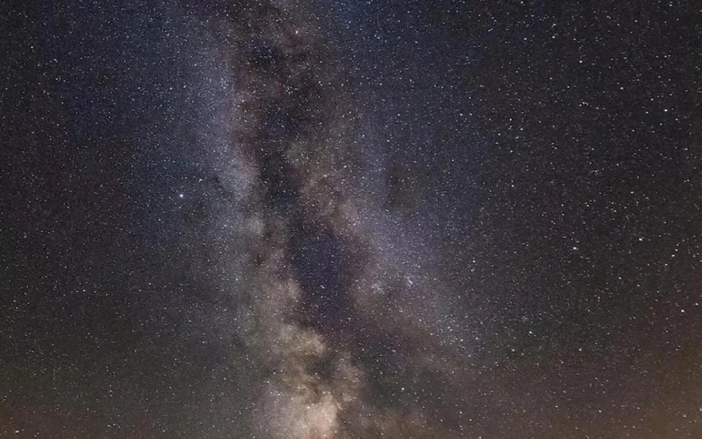 Milky Way visible to naked eye across Arab skies during August