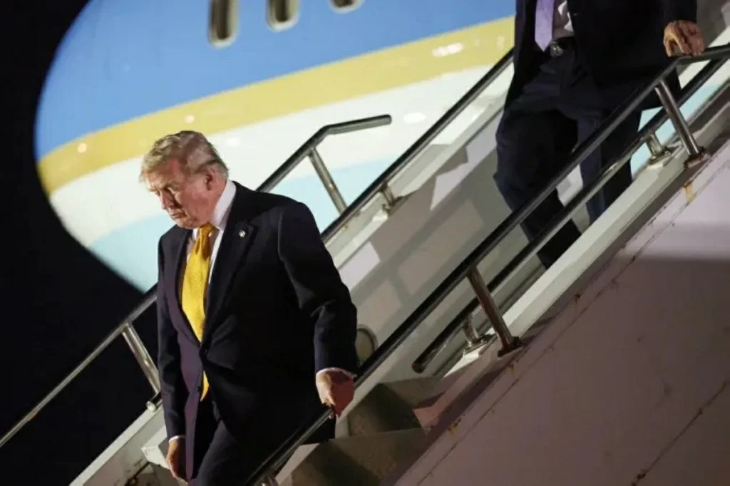 Trump took military jet to secretly leave Turkey amid threats from Iran