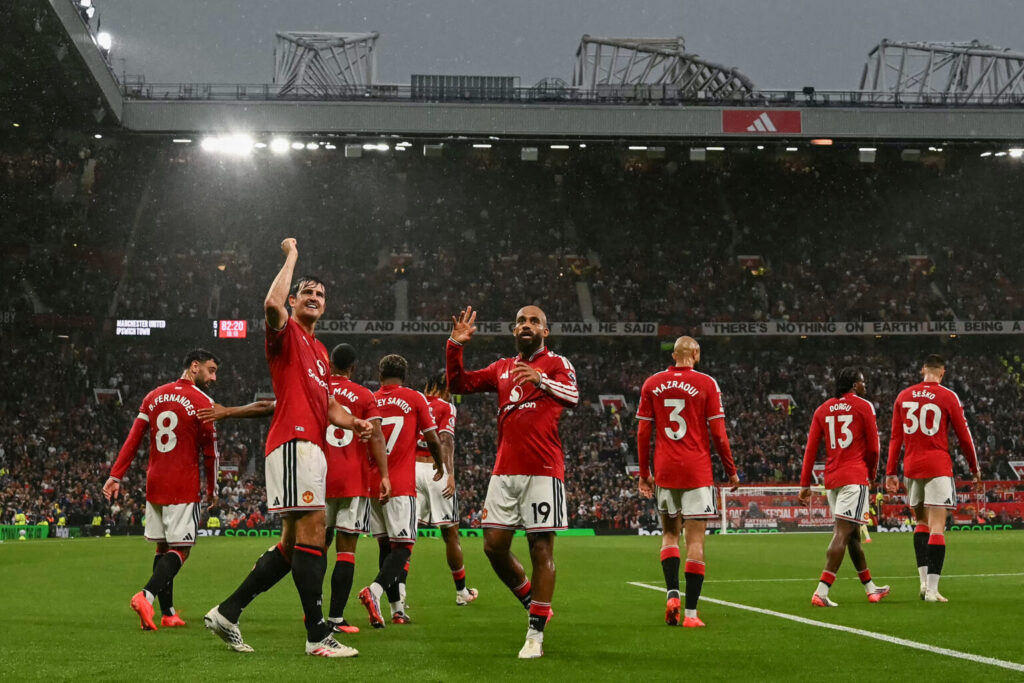 Manchester United, Chelsea, and Sunderland claim Premier League victories