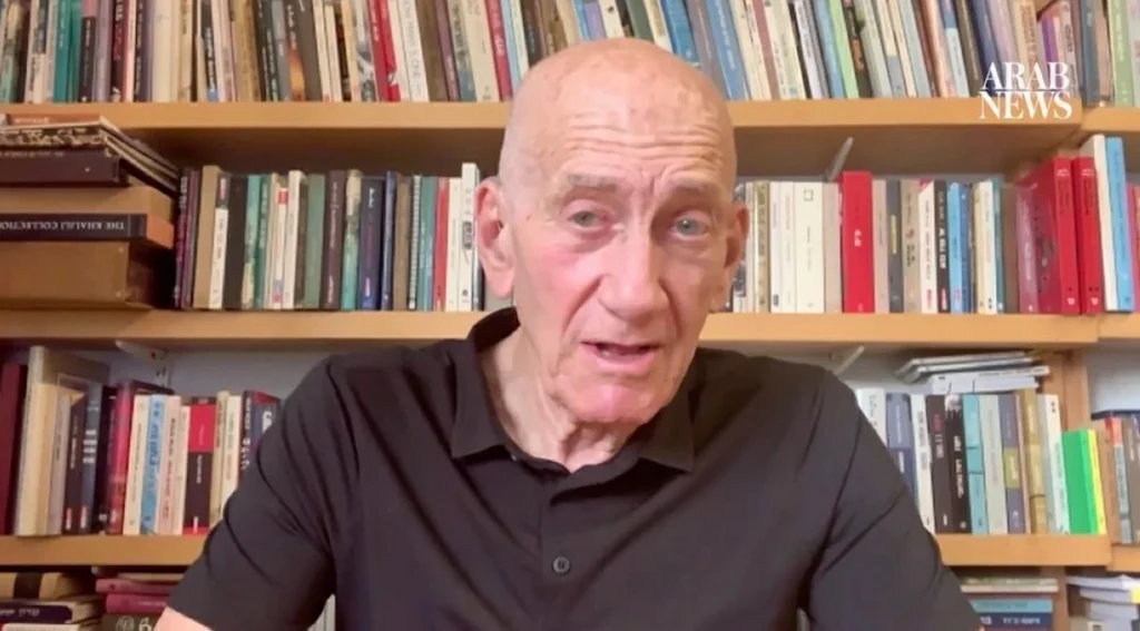Former Israeli PM Ehud Olmert backs UK ban on trade with West Bank settlements