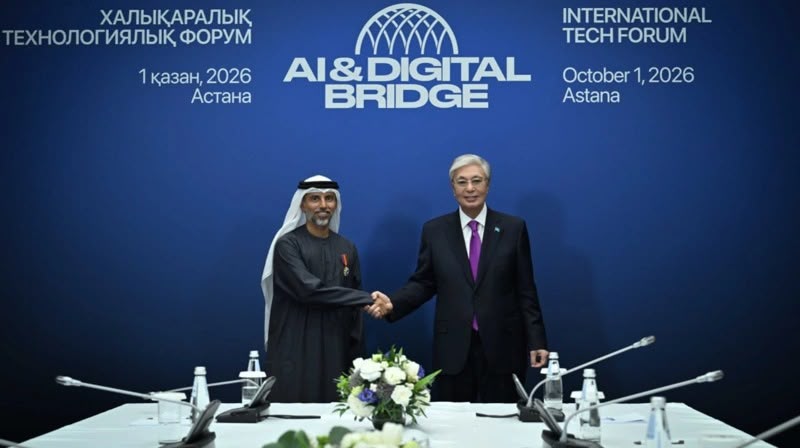 Kazakhstan’s President confers Order of Dostyk on UAE Minister of Energy and Infrastructure